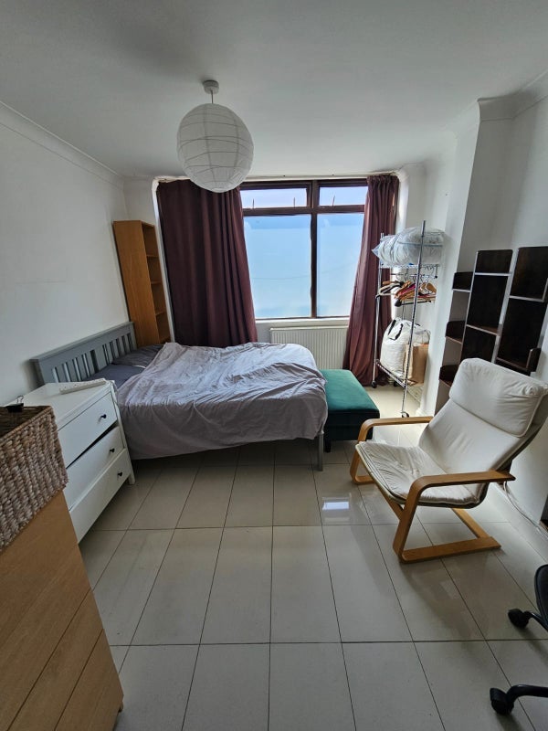 Room Albion Road in Greater London