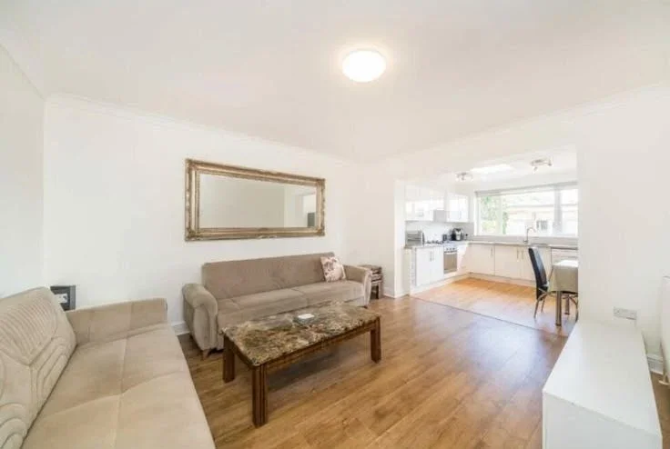 Room Gospatrick Road in Greater London