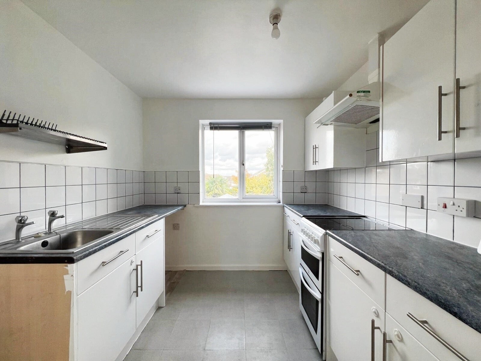 Flat Fox Wood in Swindon