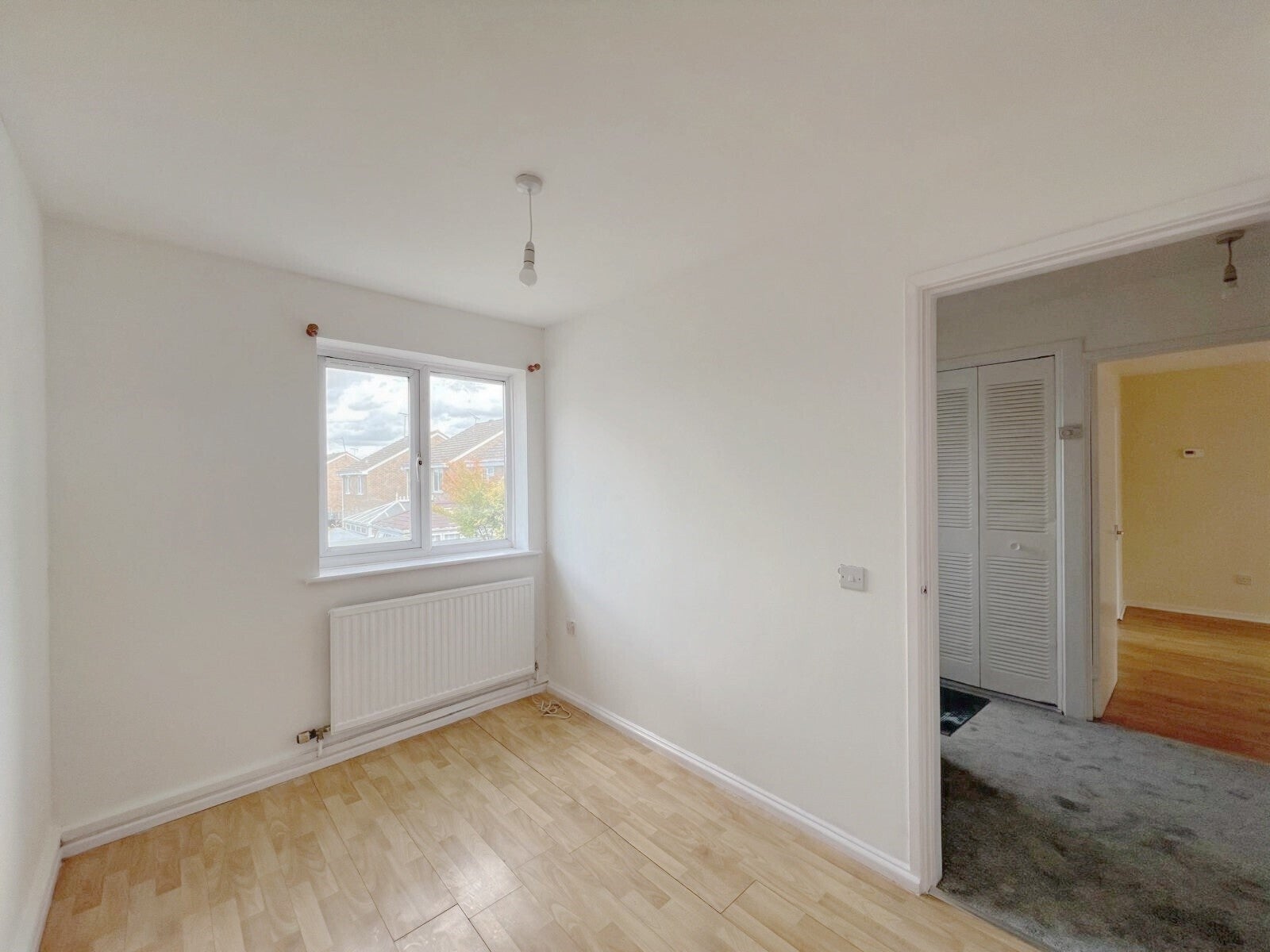 Flat Fox Wood in Swindon