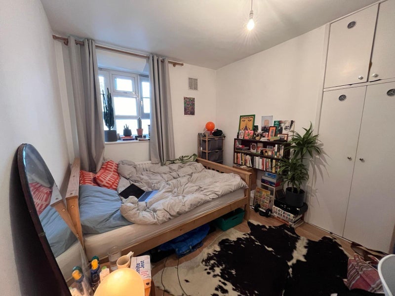 Room Aske Street in Greater London