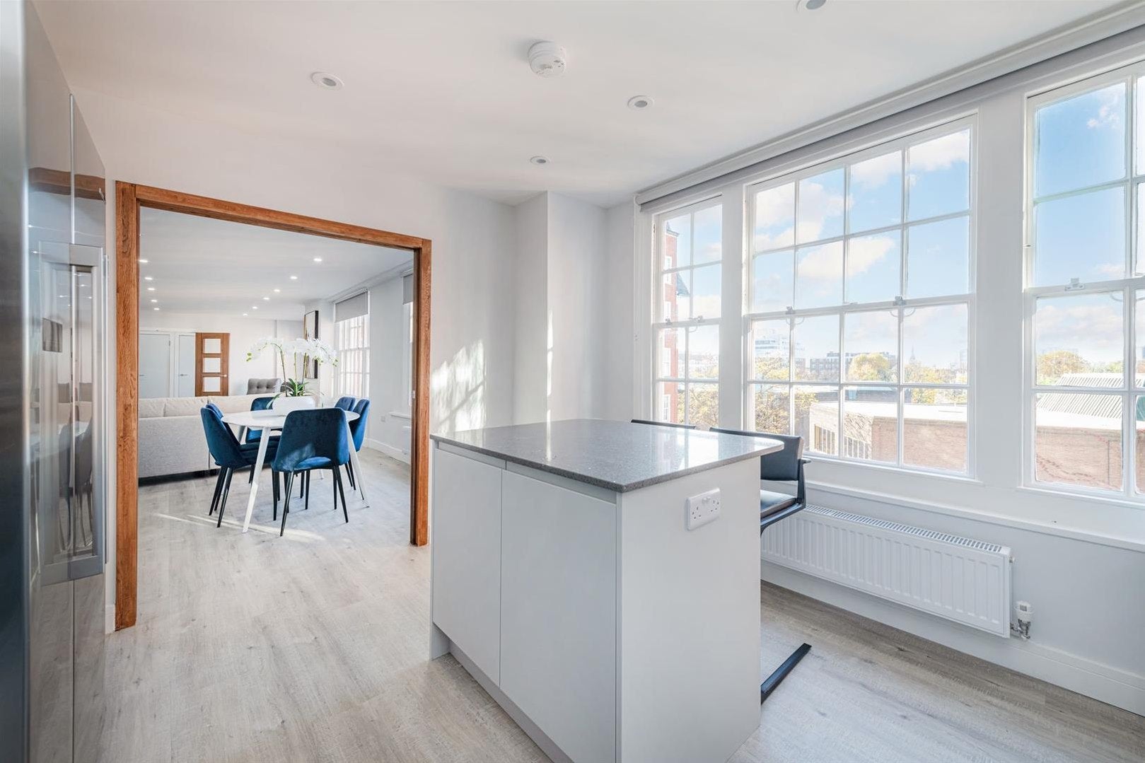 Flat Finchley Road in Greater London