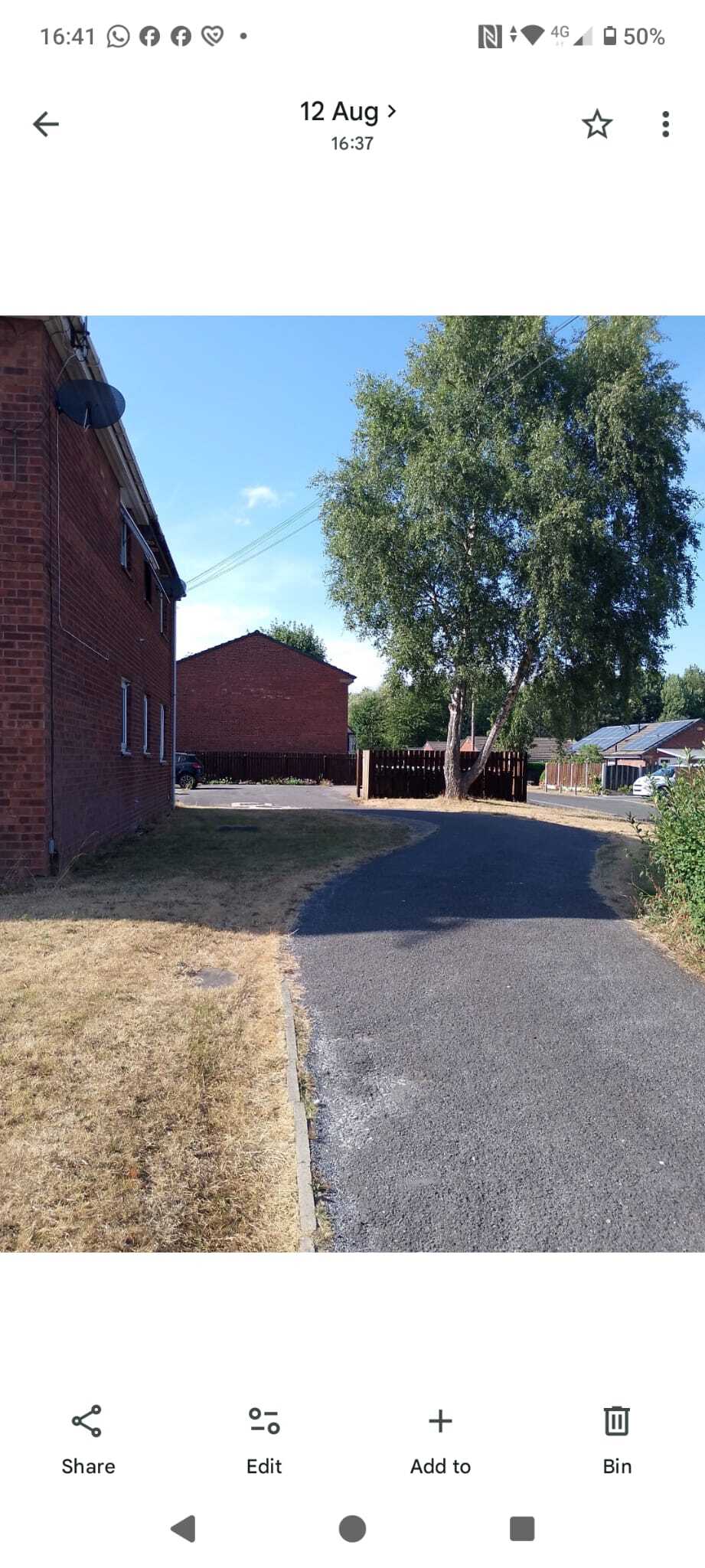 Flat Melton Avenue in Leeds