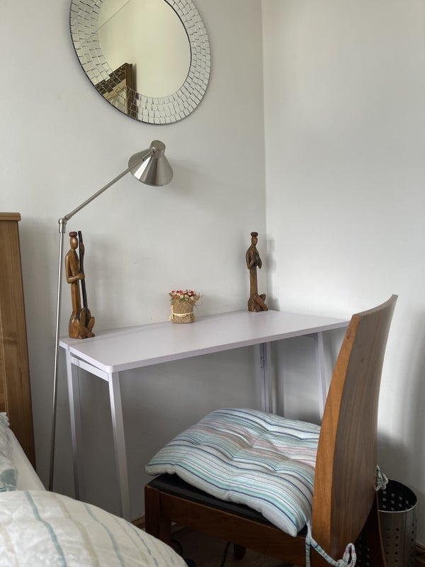 Room Peldon Court in Greater London
