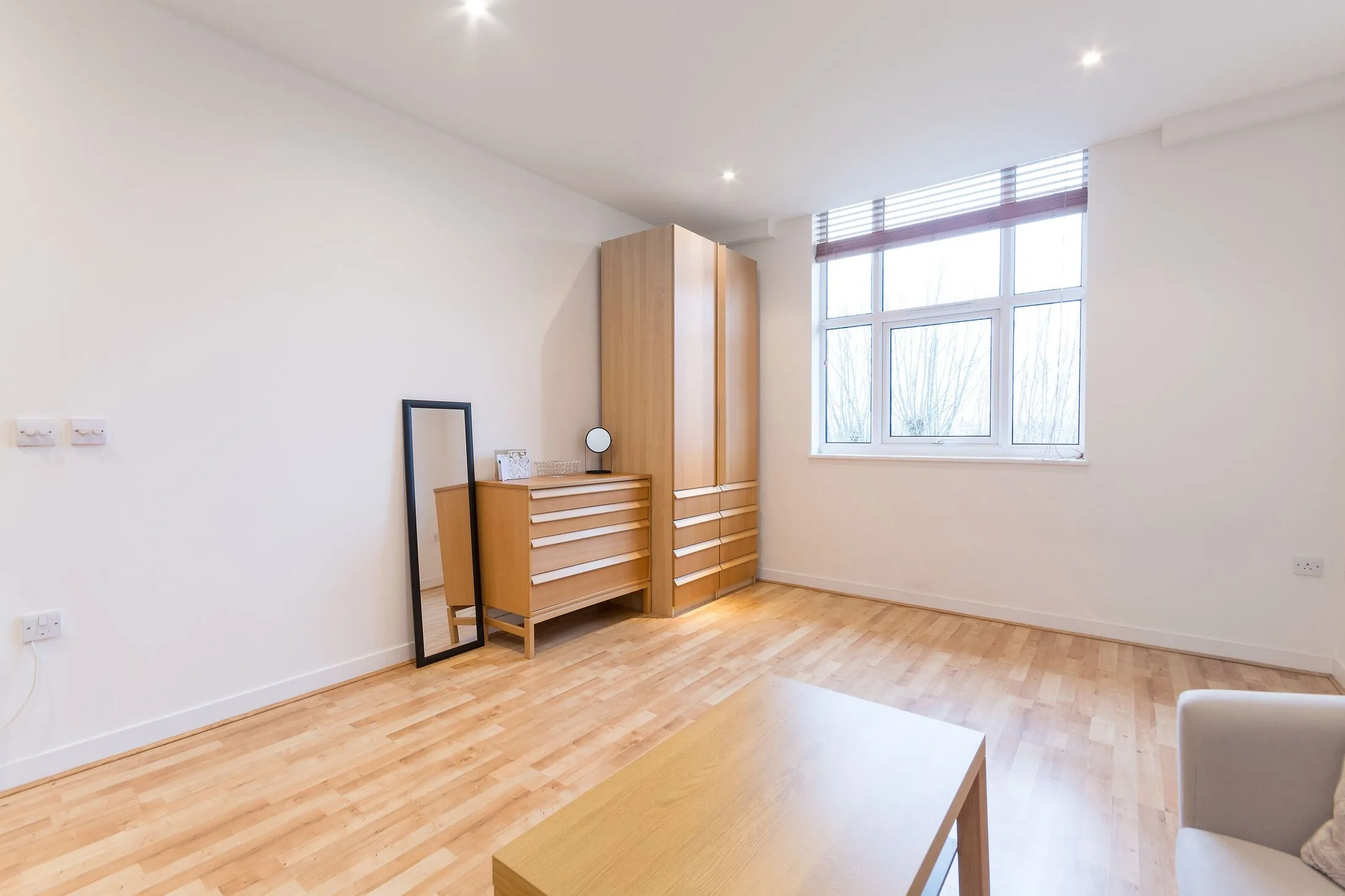Flat Bromyard Avenue in Greater London