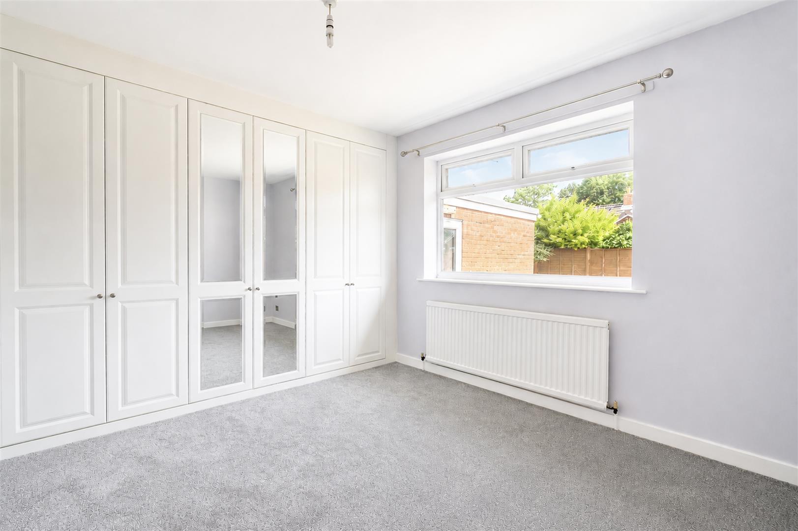 House Greenside Close in Dunnington