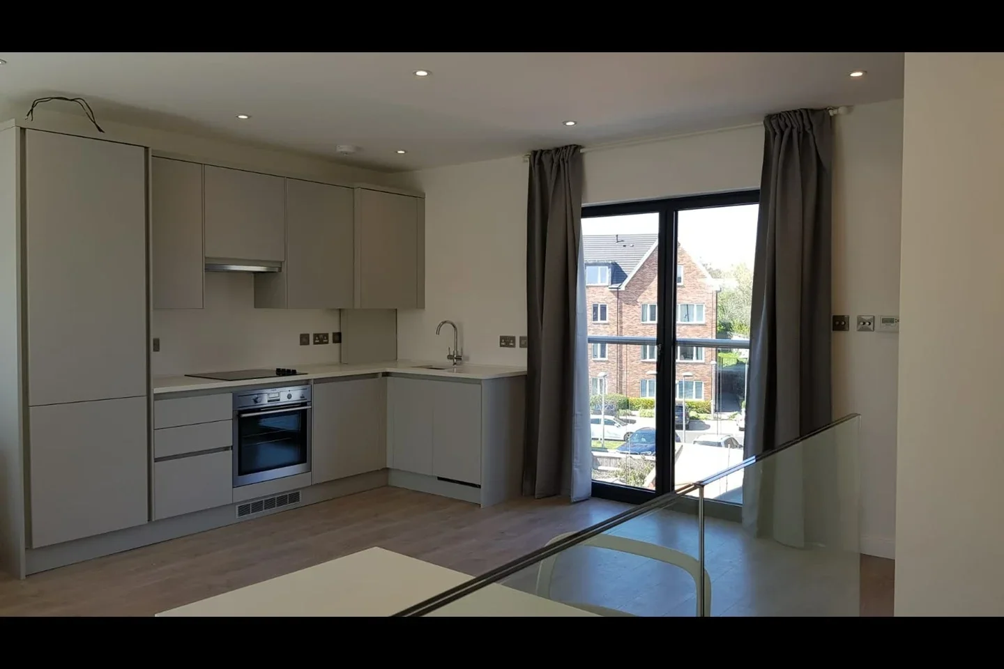 Flat Heathfield Gardens in Greater London