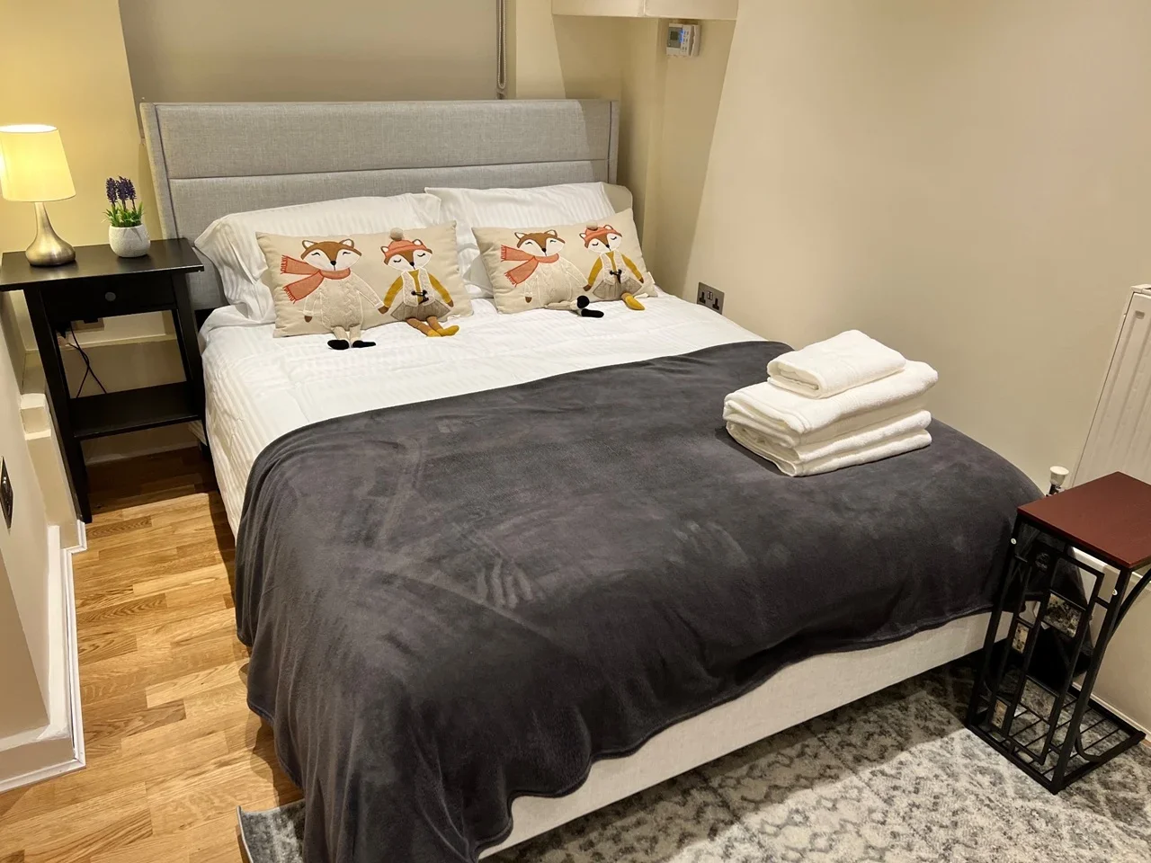 Flat Cornwall Gardens in Greater London
