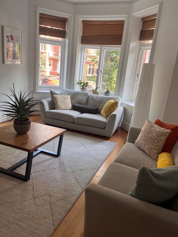 Room Biddulph Road in City of Westminster