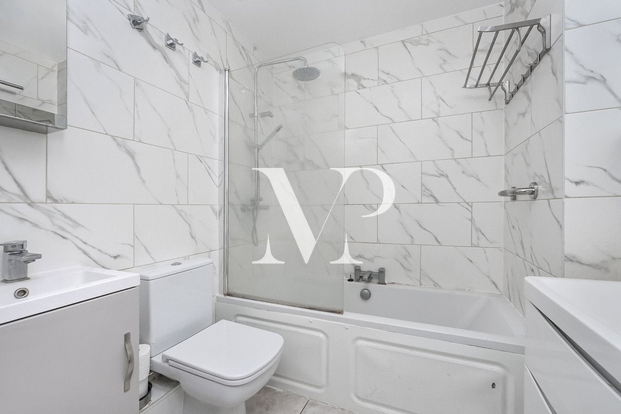 Flat Westbourne Grove in City of Westminster