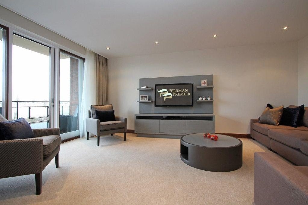 Flat Ennismore Gardens in City of Westminster