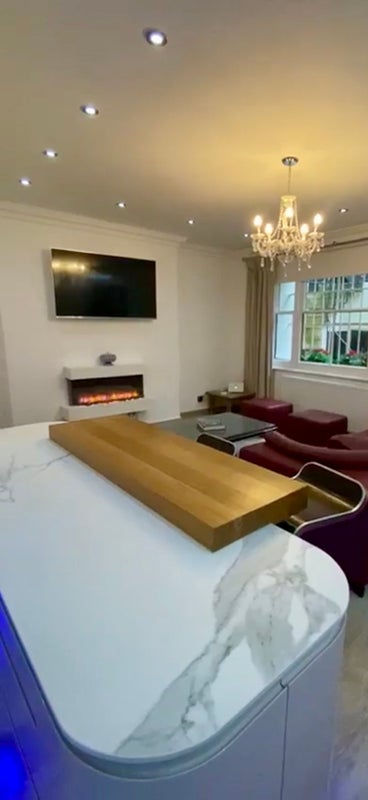 Room Kensington Gardens Square in City of Westminster