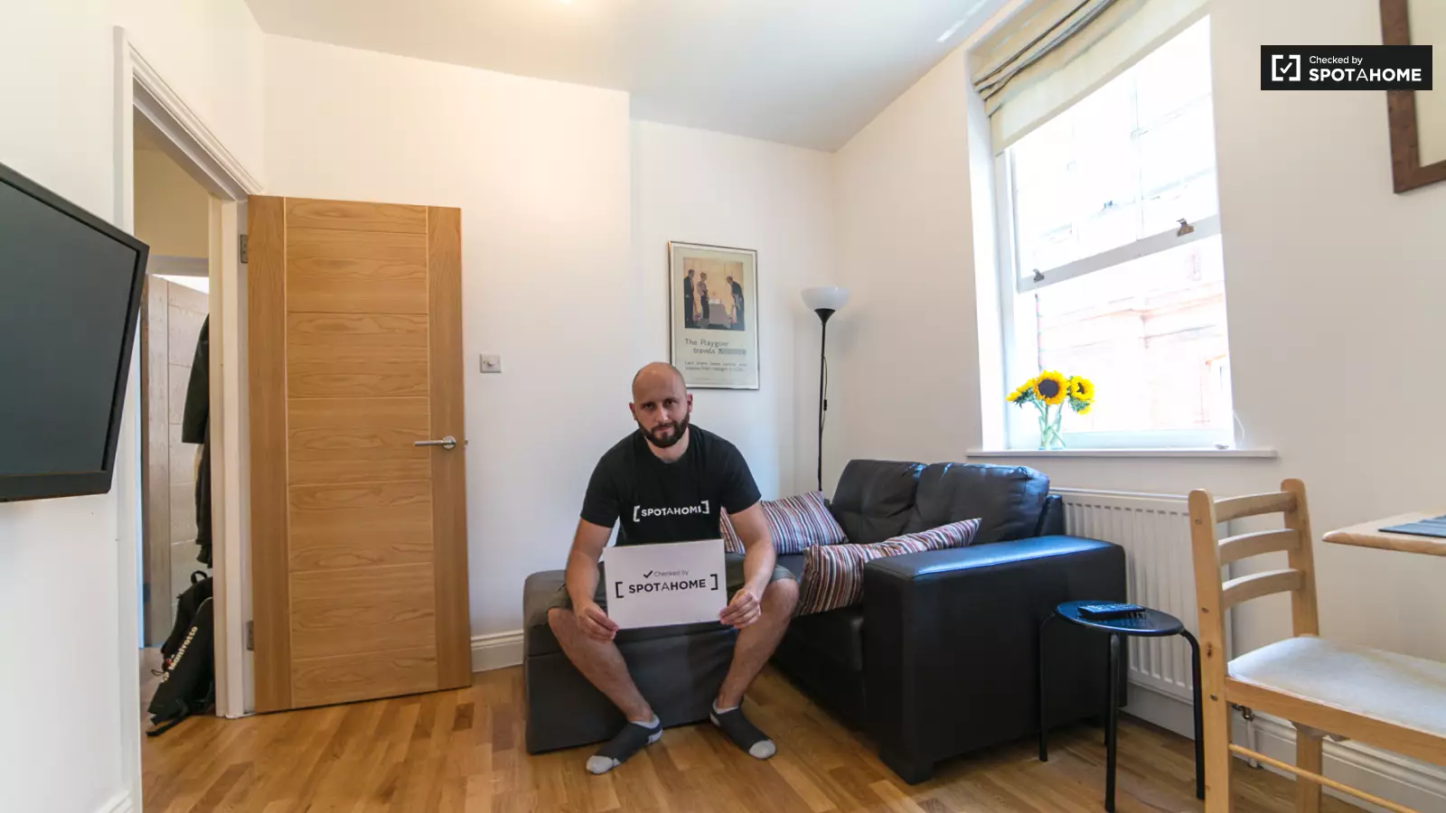 Flat Streatham Street in Greater London