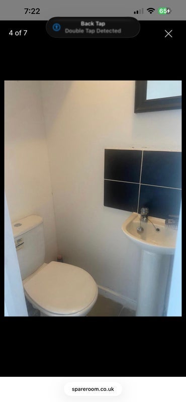 Room Parlaunt Road in Slough