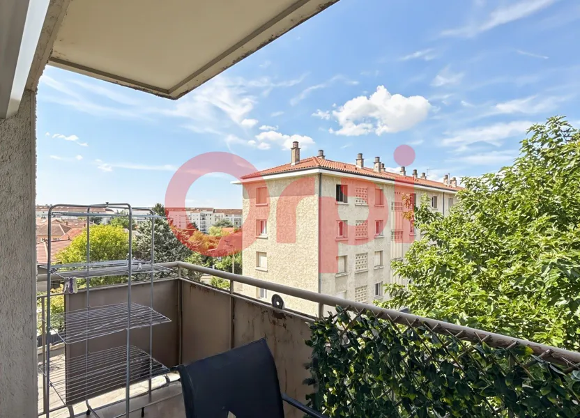 Flat Rue Collomb in Bron