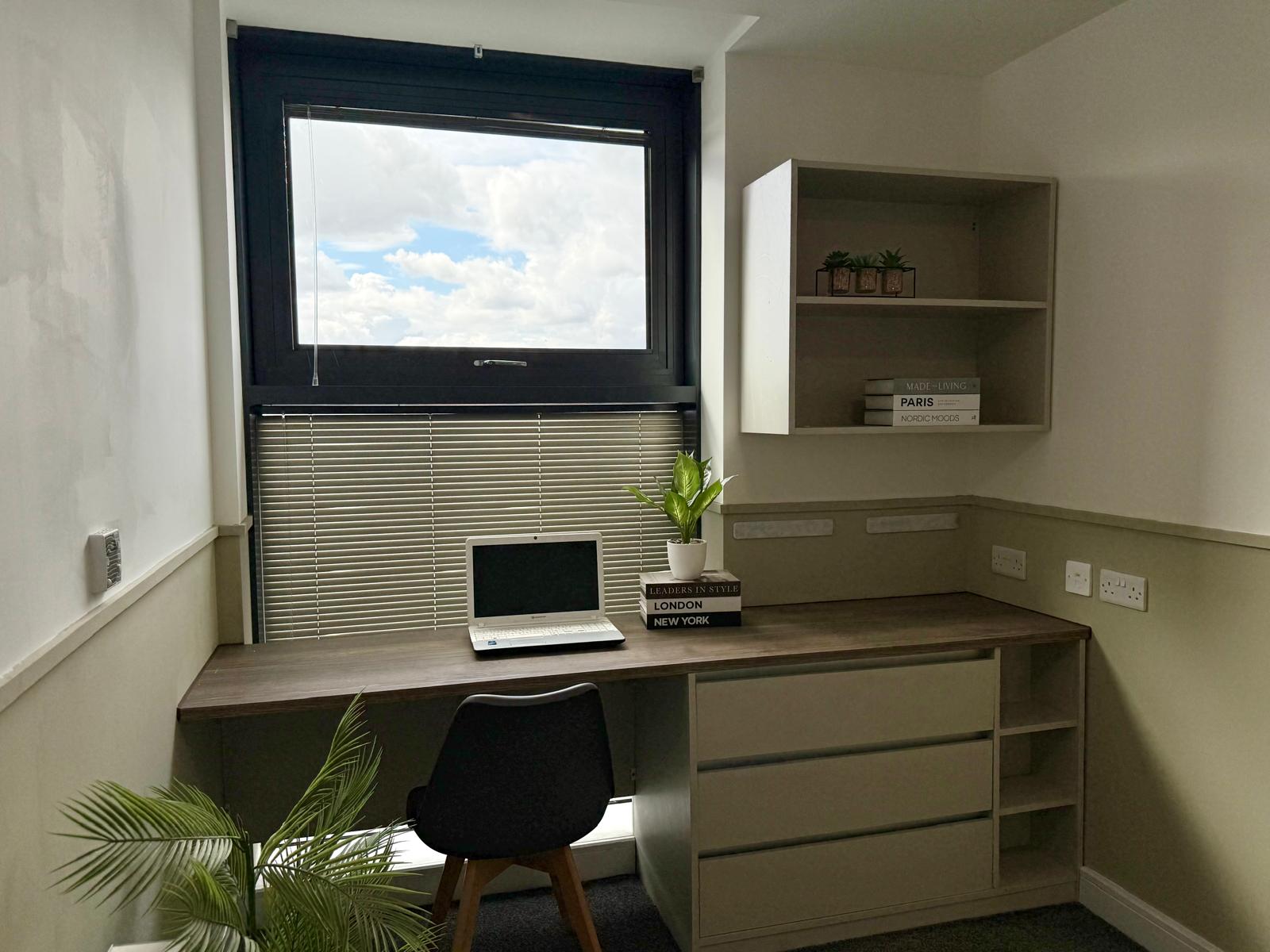 Room Alfreton Road in Nottingham
