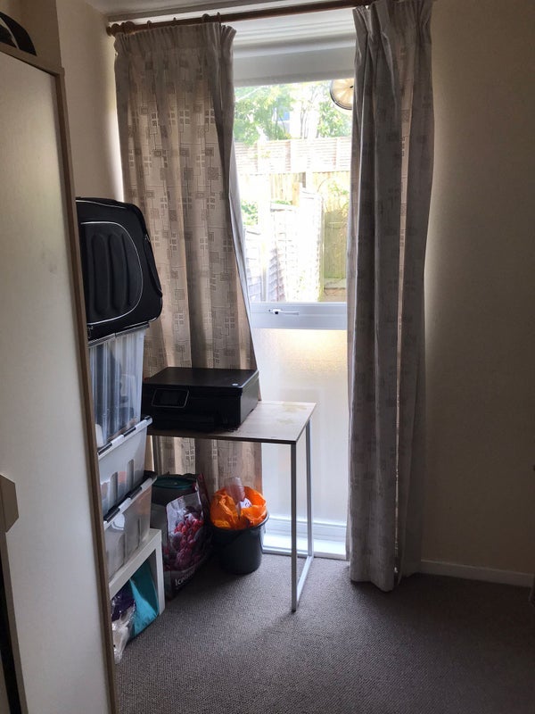 Room Darley Road in Greater London