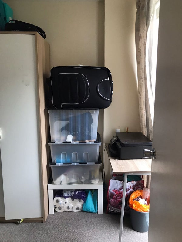 Room Darley Road in Greater London