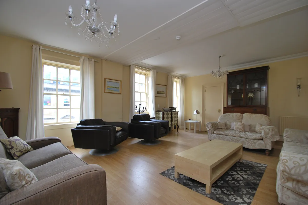 Flat Milsom Street in Bath