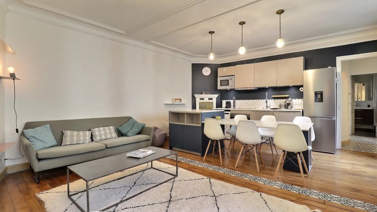Flat Rue Notre-Dame-de-Nazareth in Paris