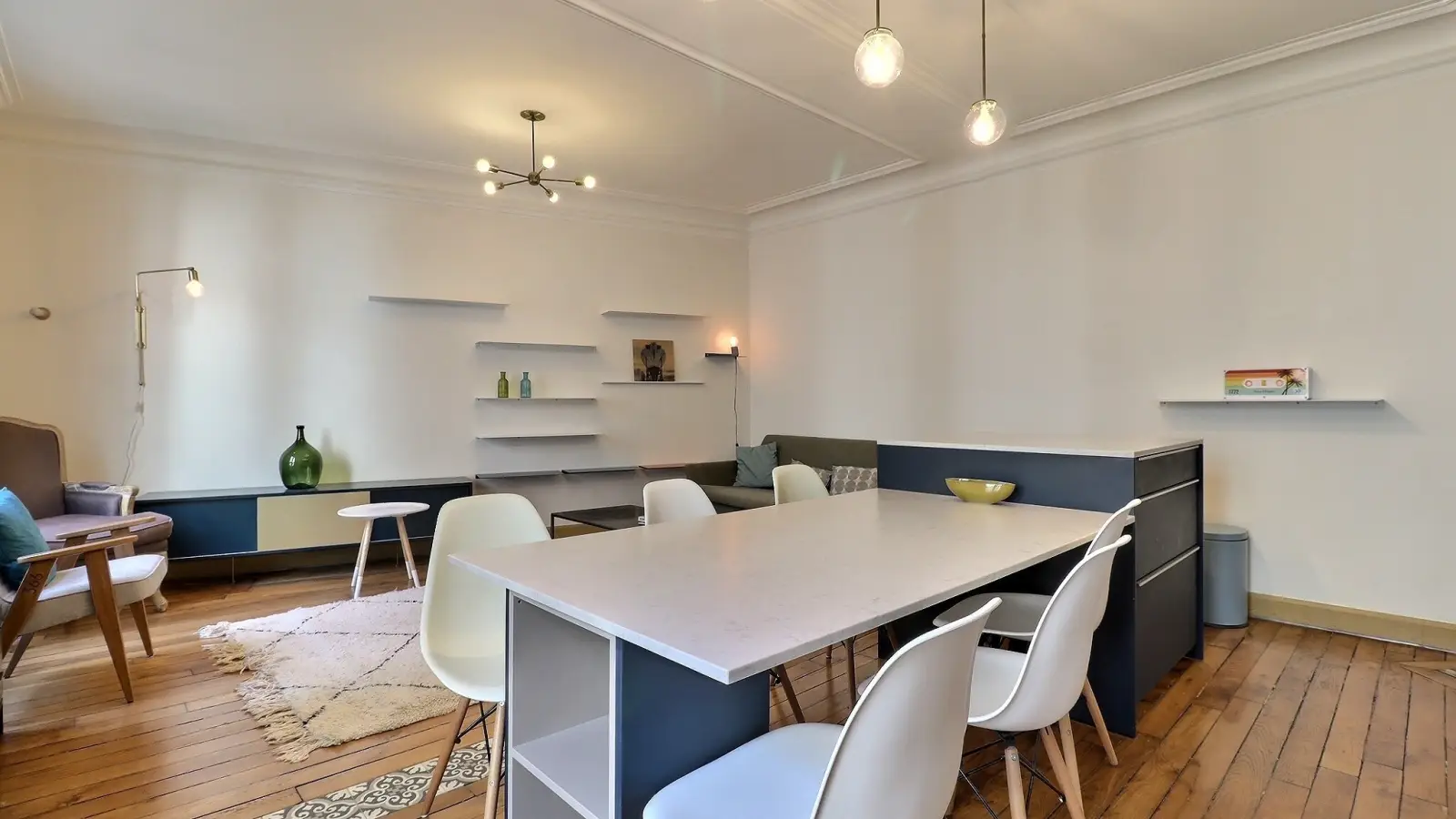 Flat Rue Notre-Dame-de-Nazareth in Paris