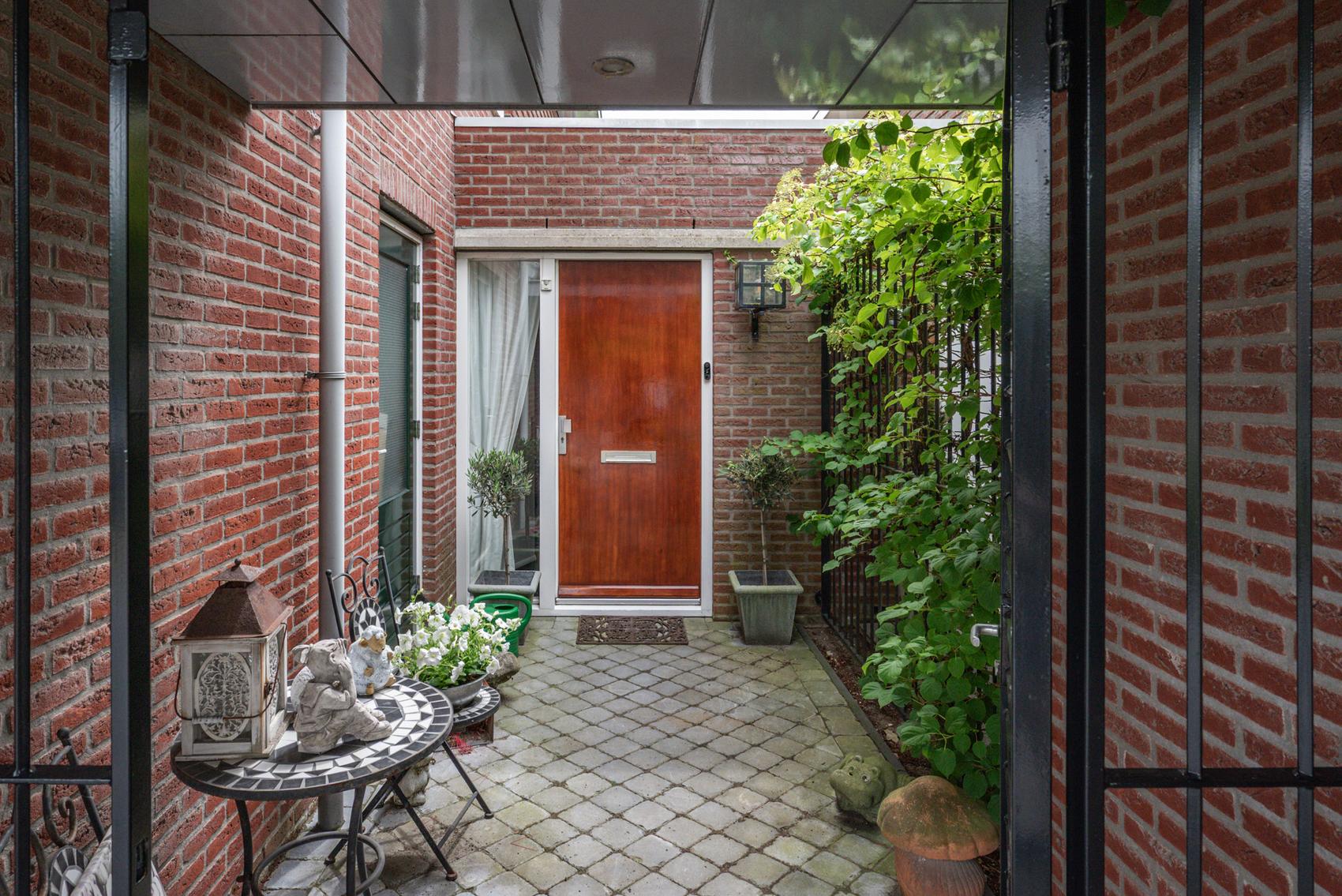 Tussenwoning te koop: Hondiusdreef 12, Bergschenhoek