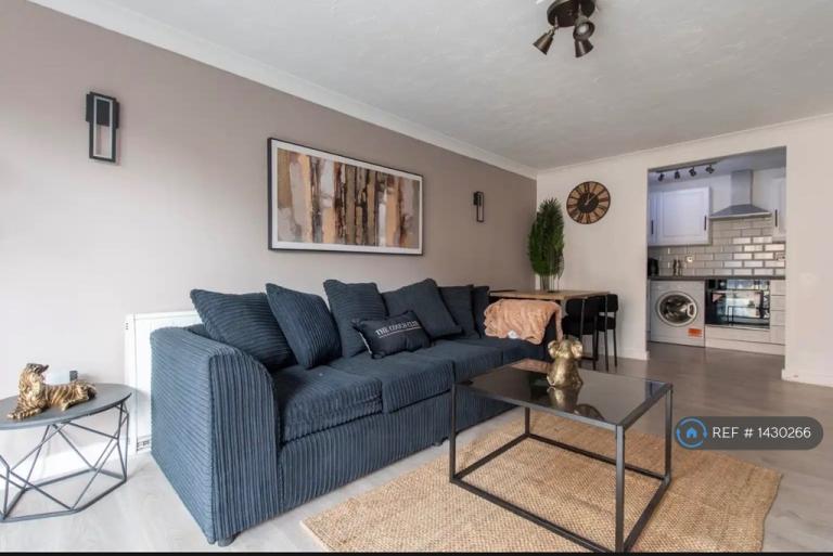 Flat Marriotte Wharf in Gravesham