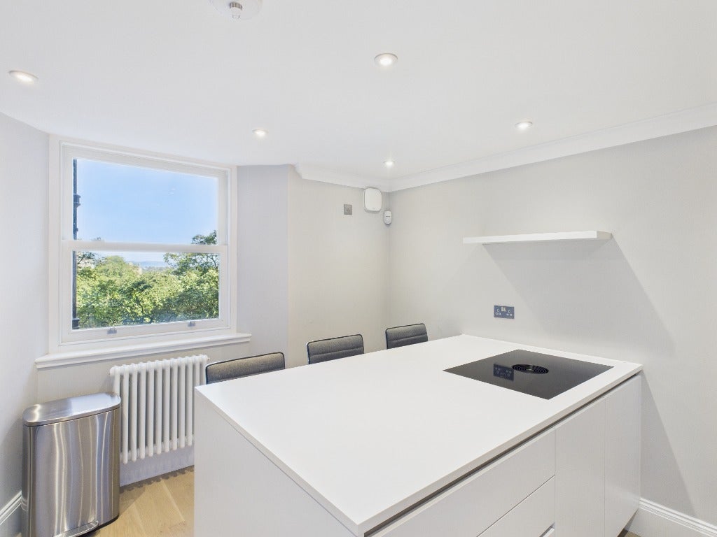 Flat Randolph Crescent in City of Edinburgh