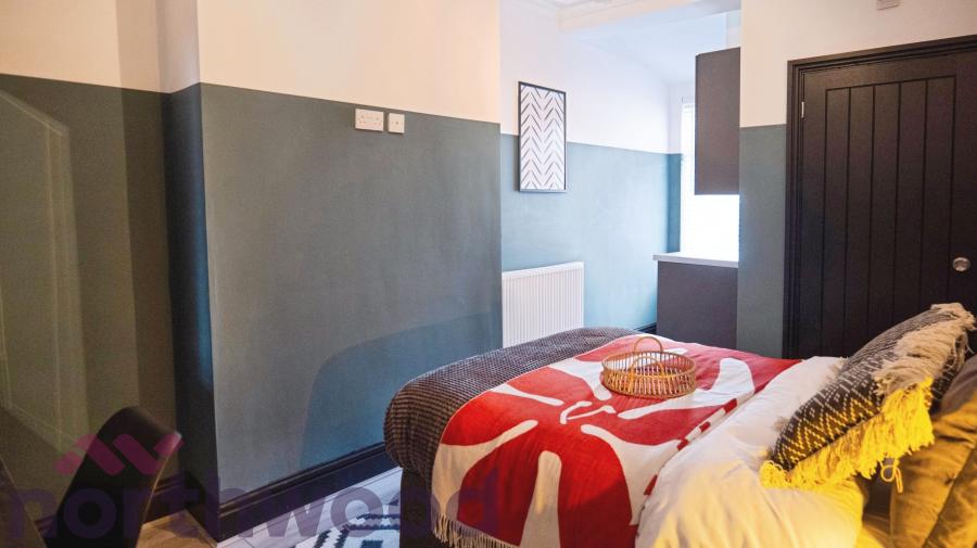 Room Padgate Lane in Warrington
