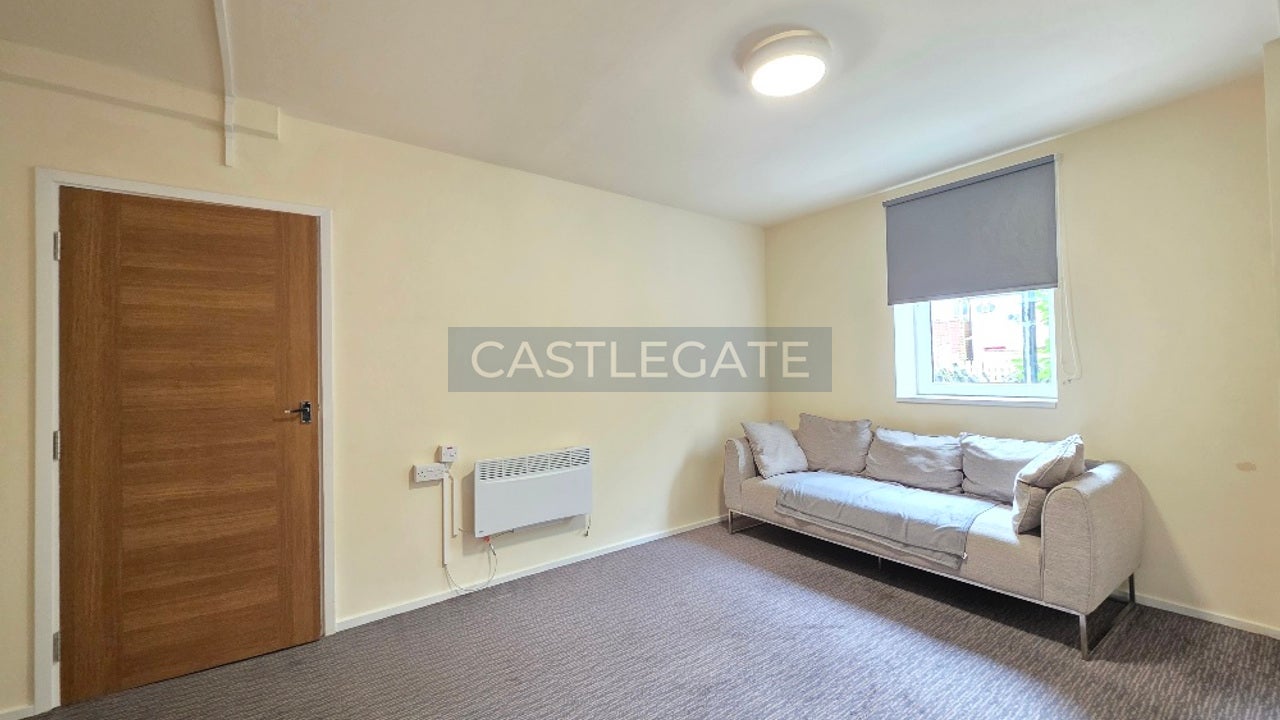 Flat Abb Street in Huddersfield