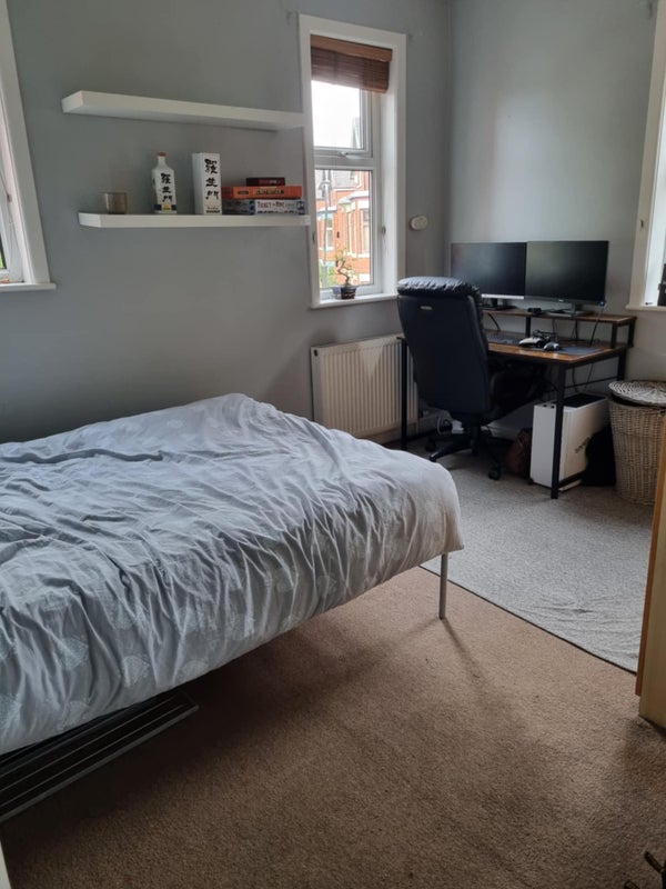 Room Zetland Road in Manchester