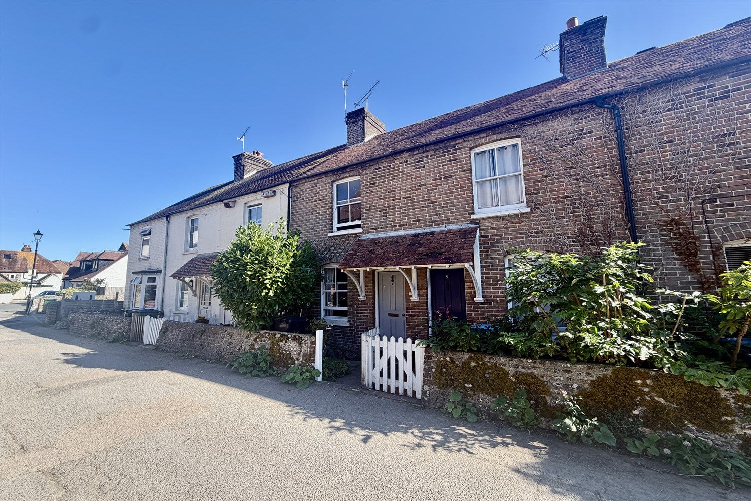 House Queens Lane in Arun