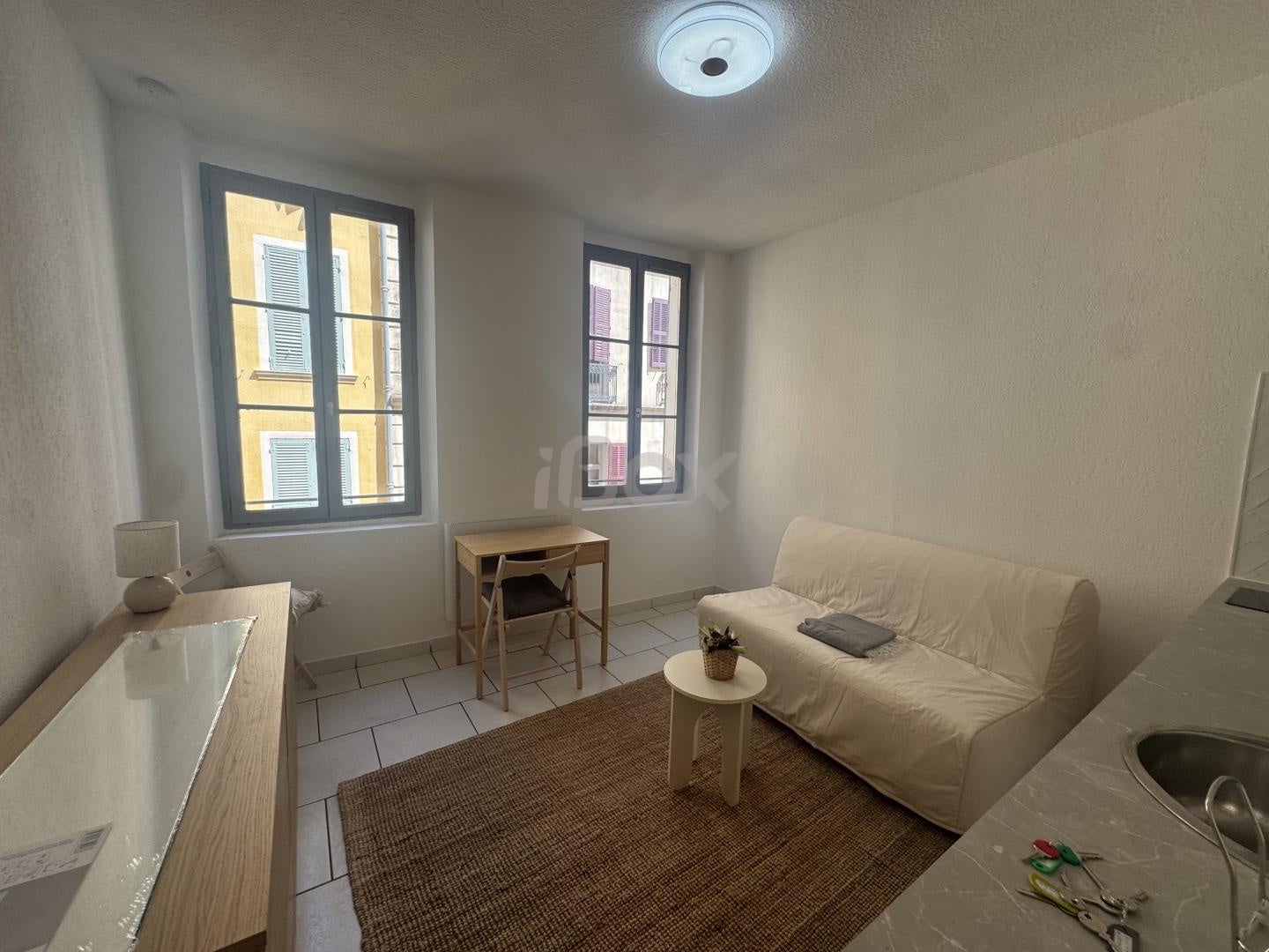 Room Rue Leblond Saint-Hilaire in Toulon