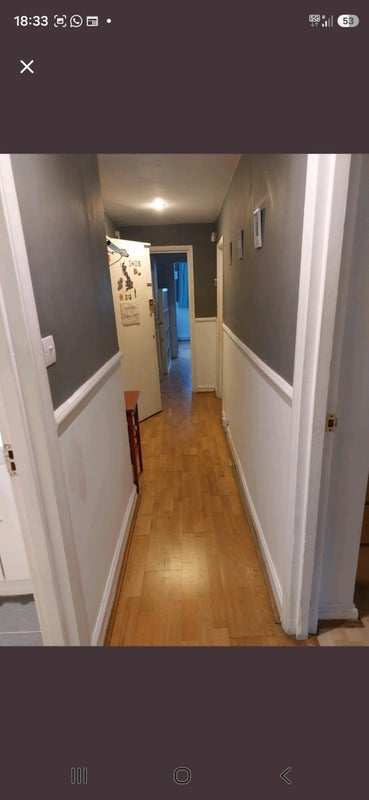 Room Chalk Farm Road in Greater London