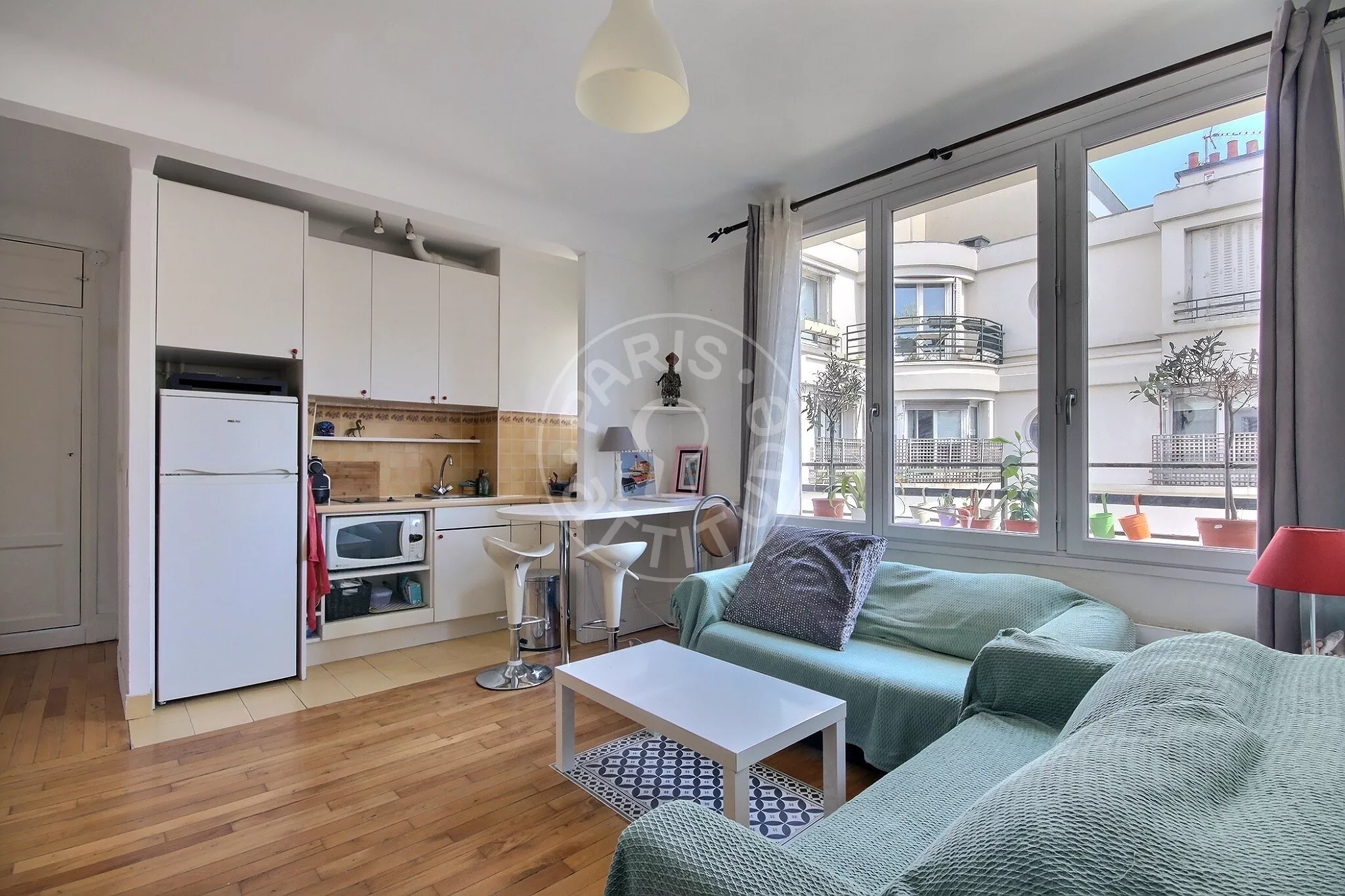 Appartement Rue de l'Étoile à Paris