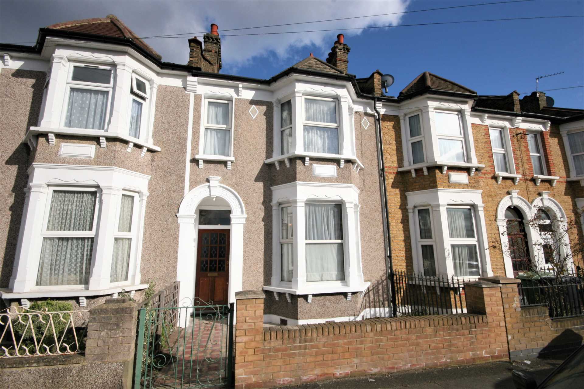 House Elmer Road in Greater London