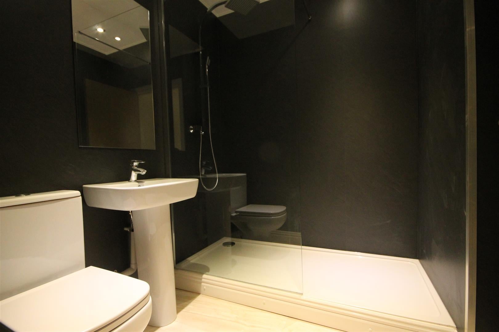 Flat Falconar's Court in Newcastle upon Tyne