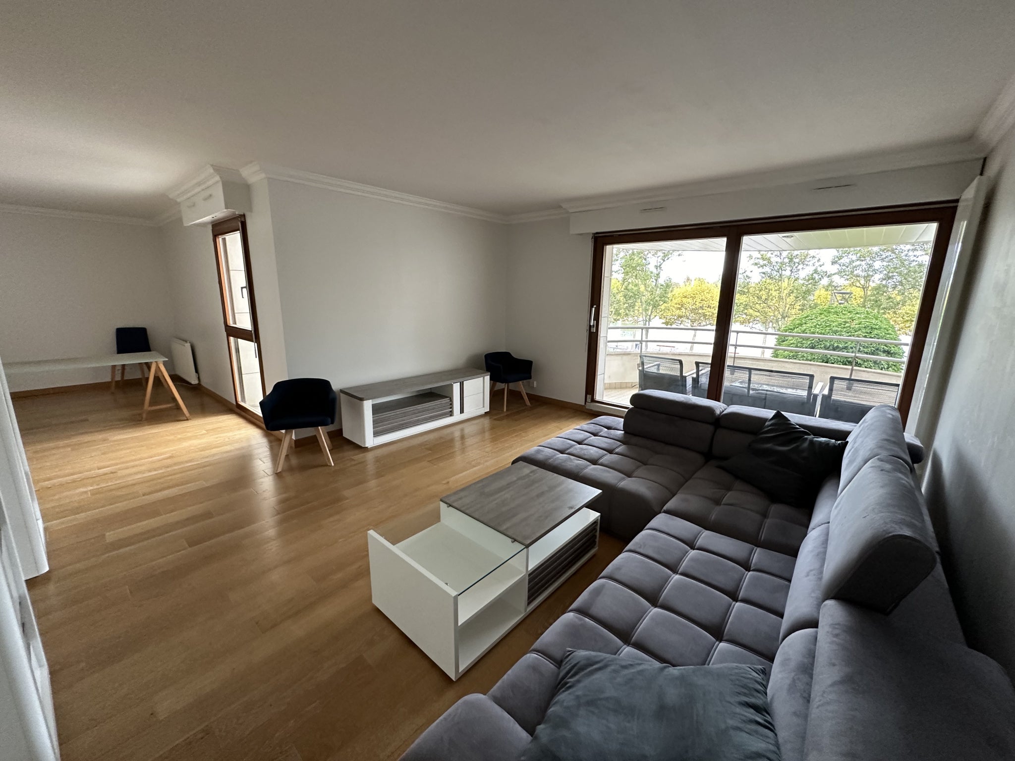 Flat Avenue de Ceinture in Enghien-les-Bains