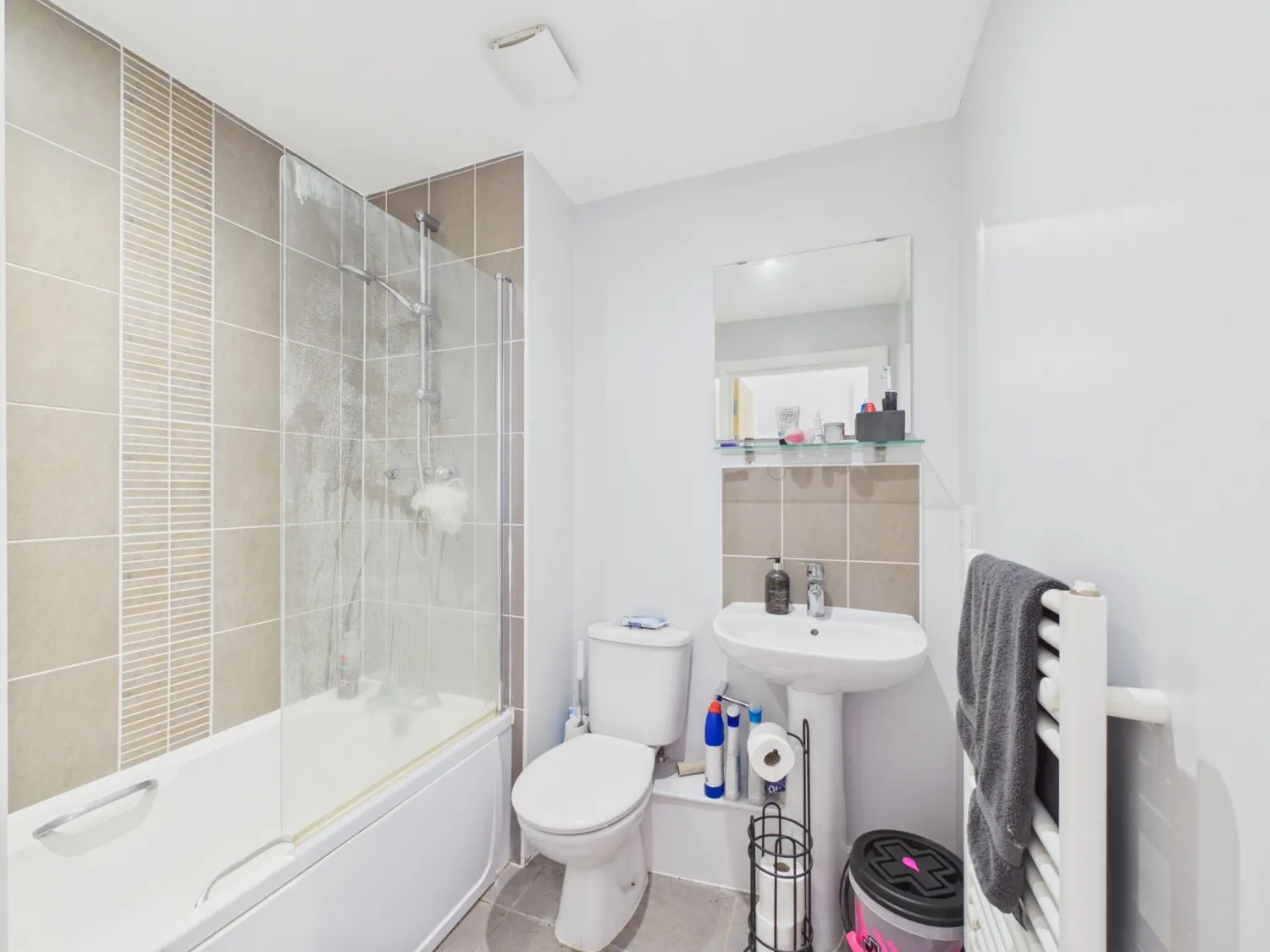 Flat Seacole Crescent in Swindon