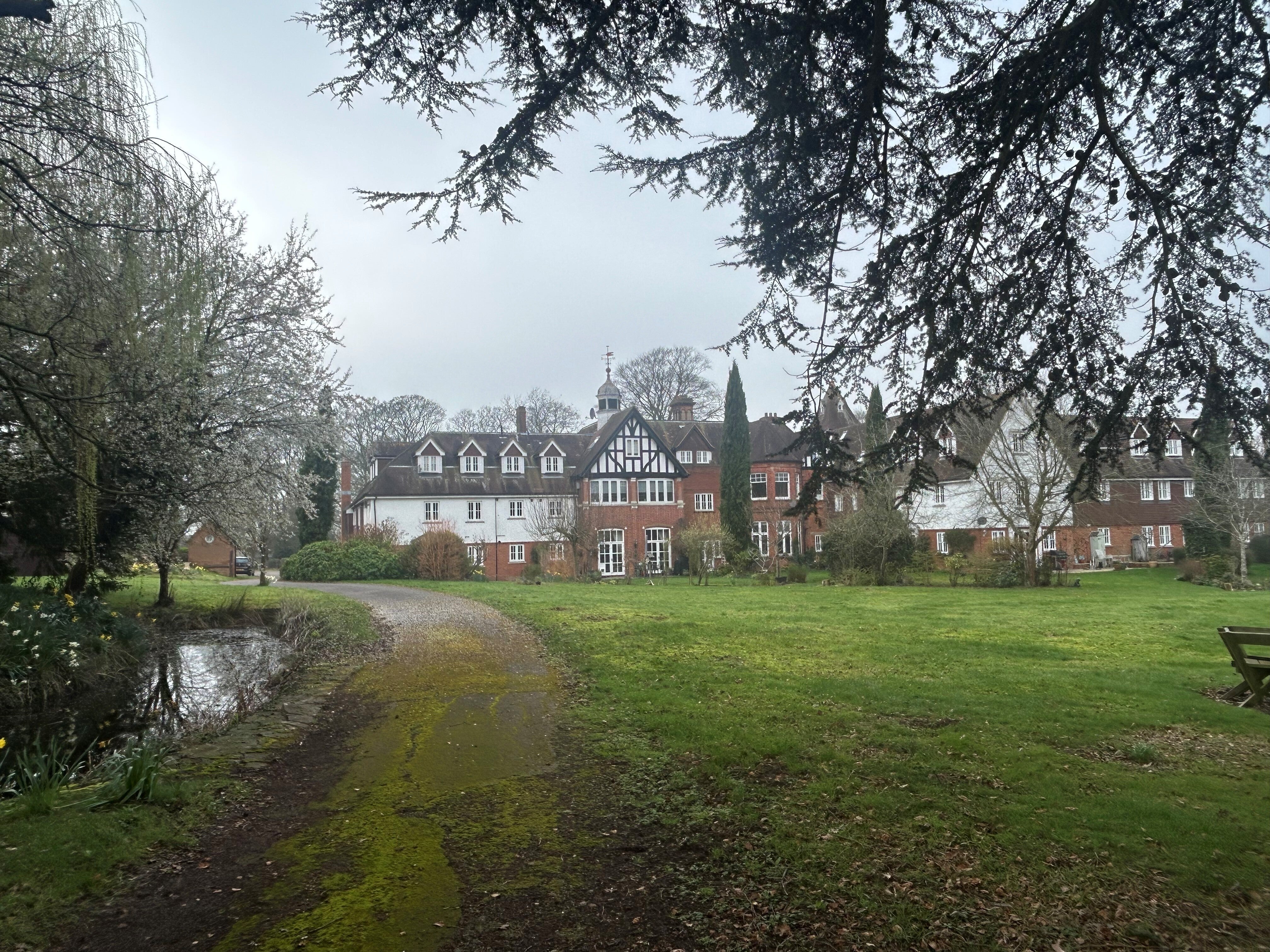 Flat Roxley Court Lane in Letchworth Garden City