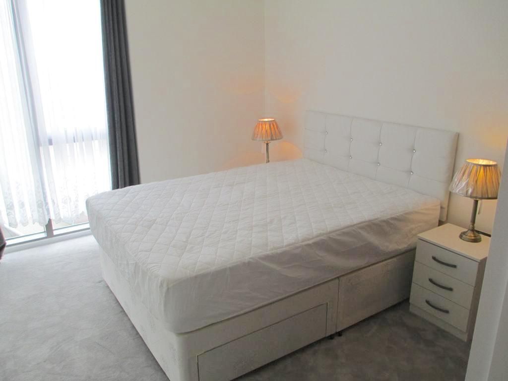 Flat New Union Square in Greater London