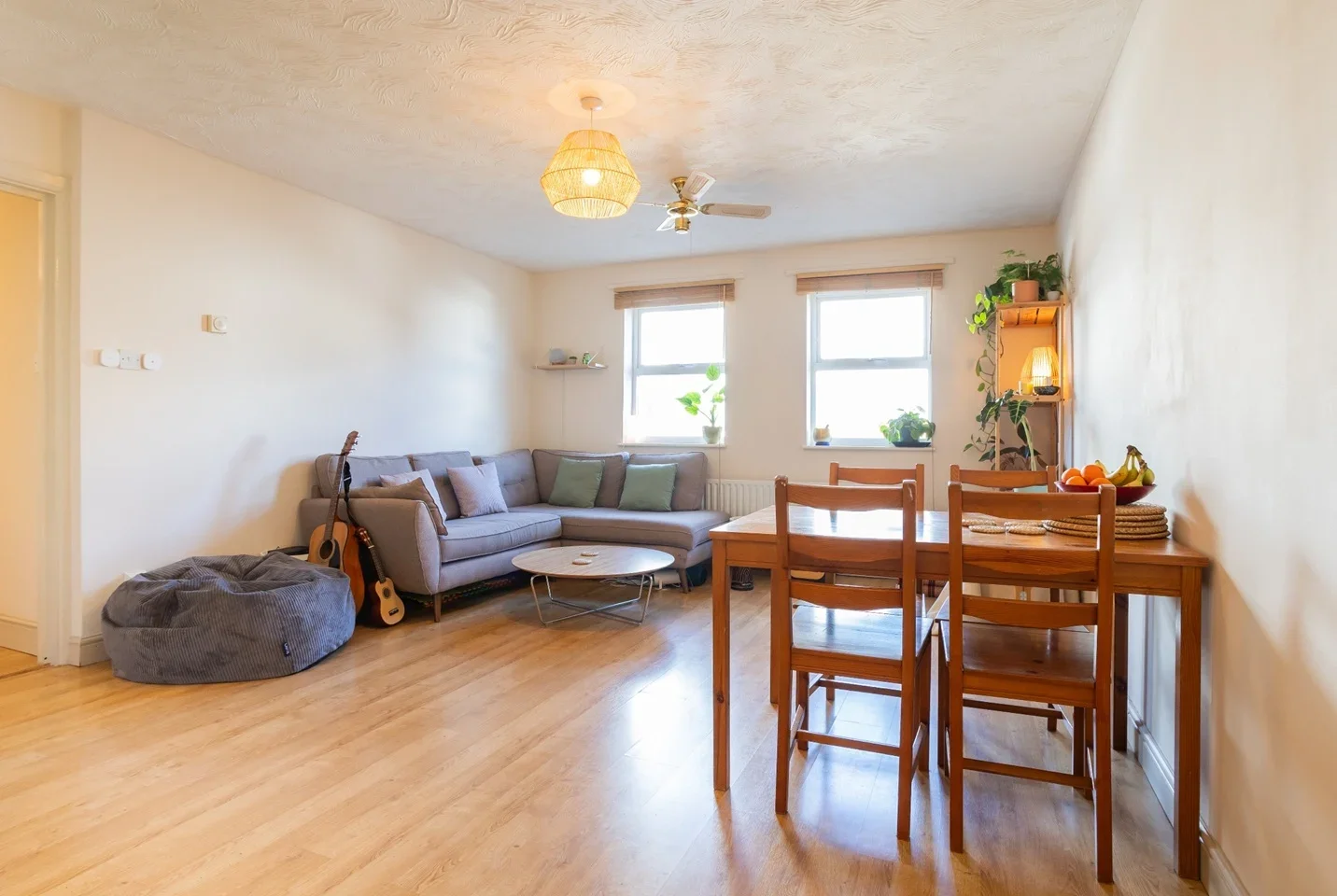 Room Bishops Way in Greater London