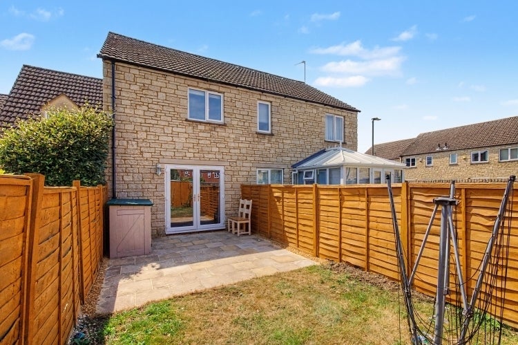 House Avocet Way in Cherwell District