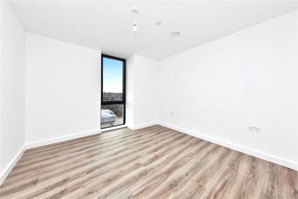 Flat Kimpton Road in Luton