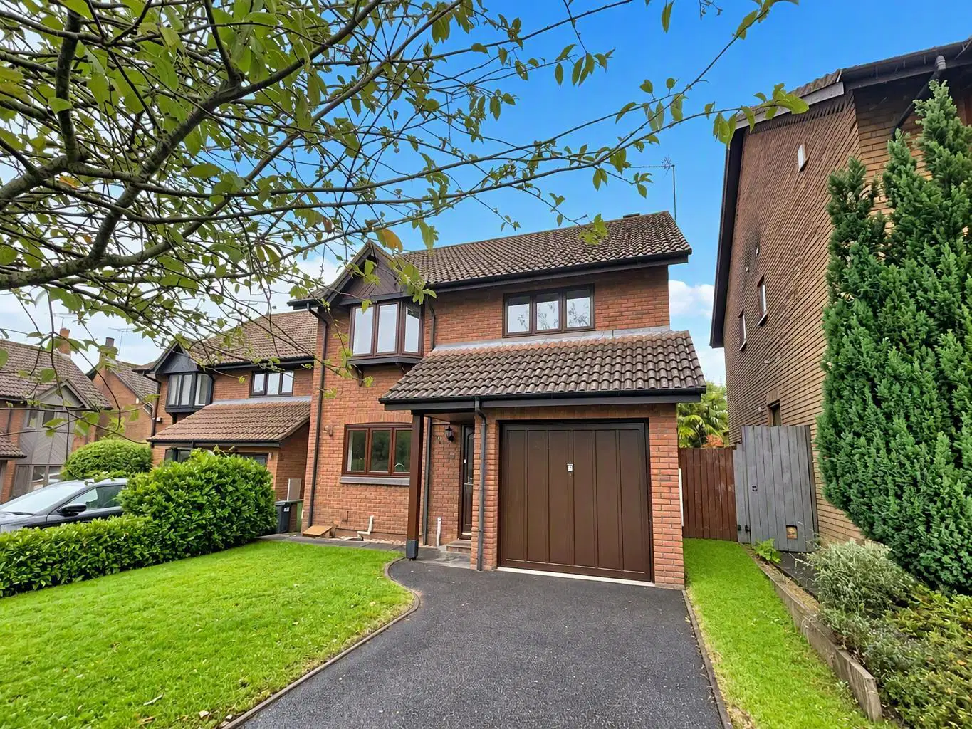 House St James Meadow Road in Royal Leamington Spa
