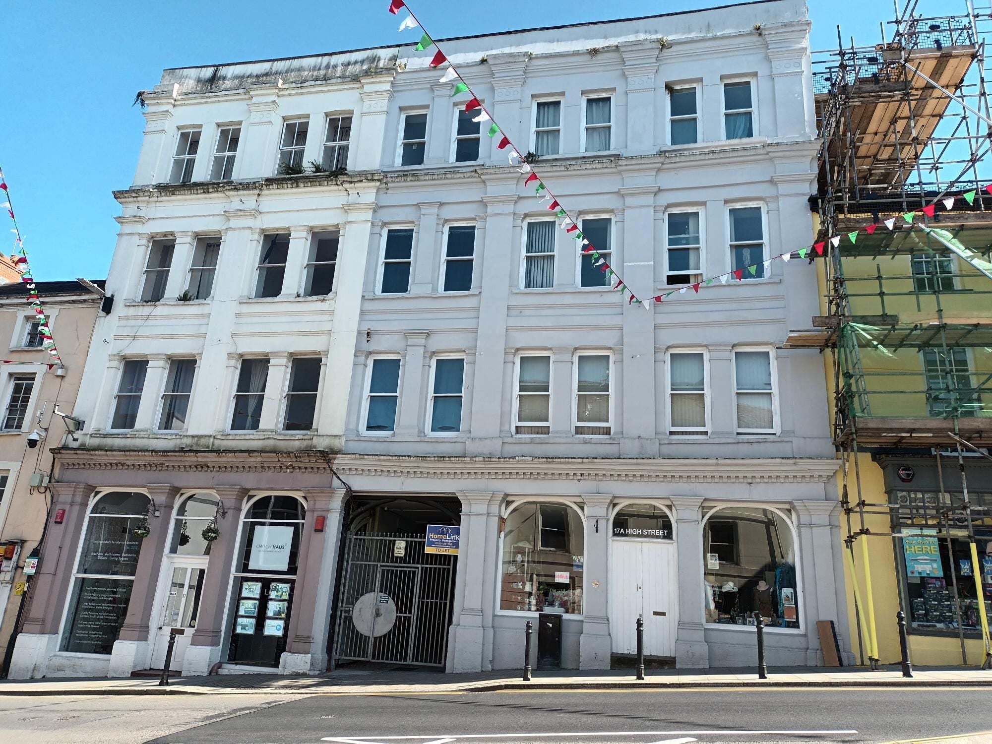 Flat High Street in Haverfordwest