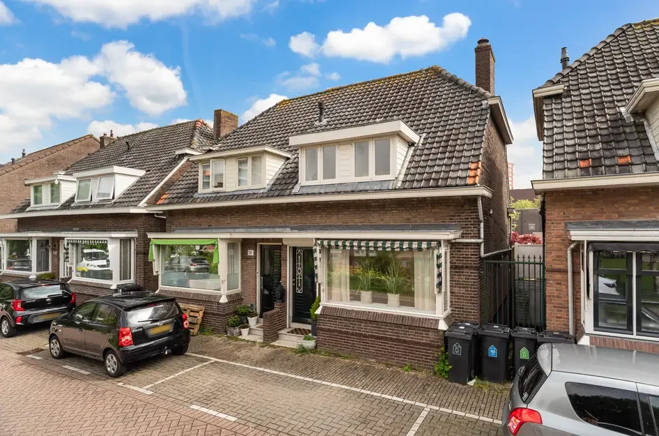 Huis Noorder Kerkedijk 143 in Rotterdam
