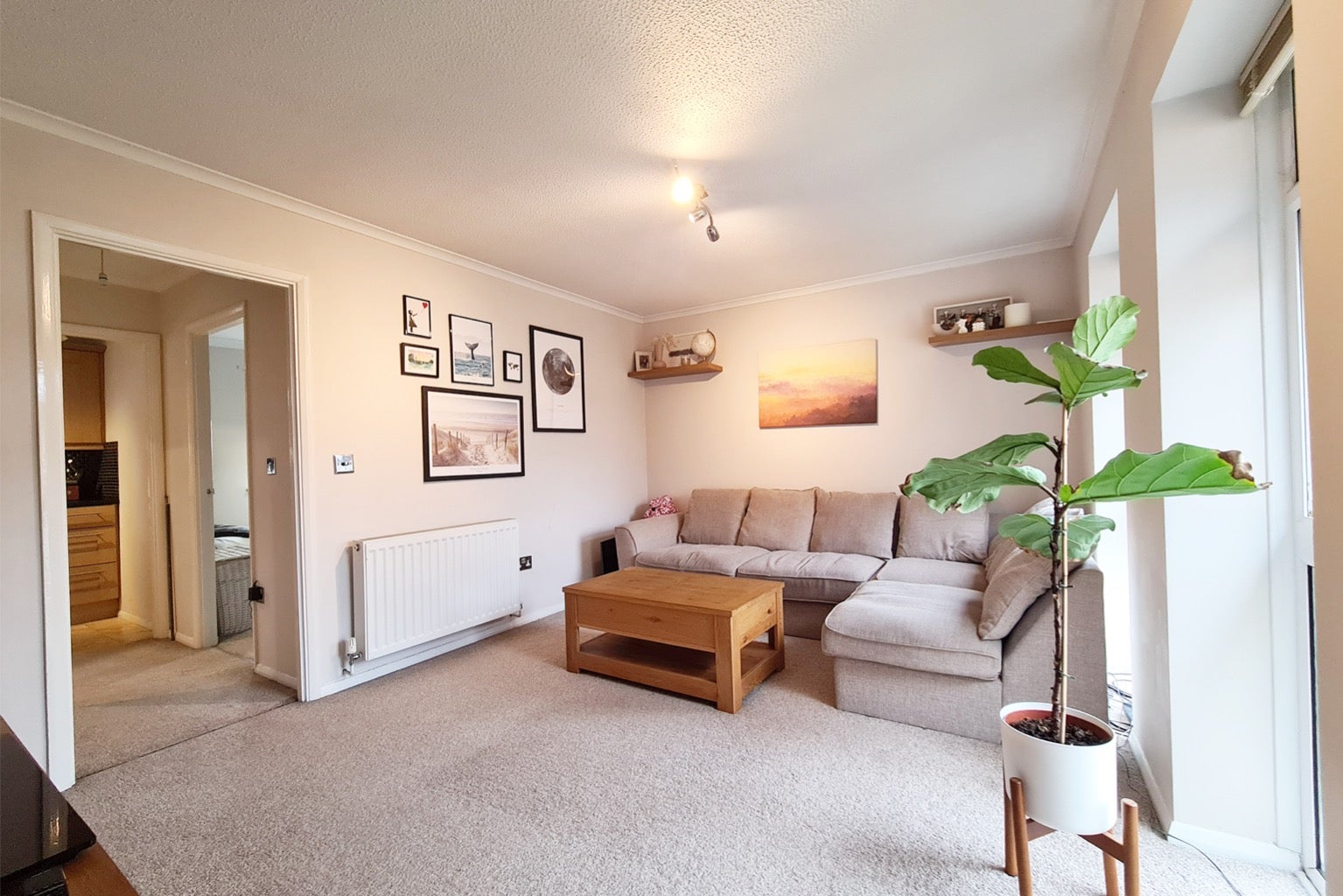 Flat Fleetham Gardens in Earley