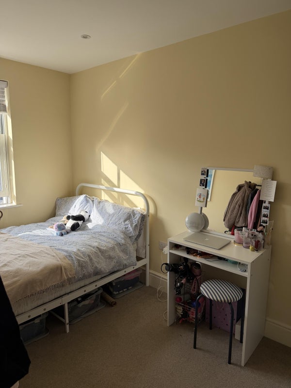 Room Morris Mews in Greater London