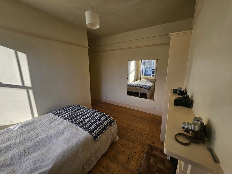 Room Ashmead Road in Greater London